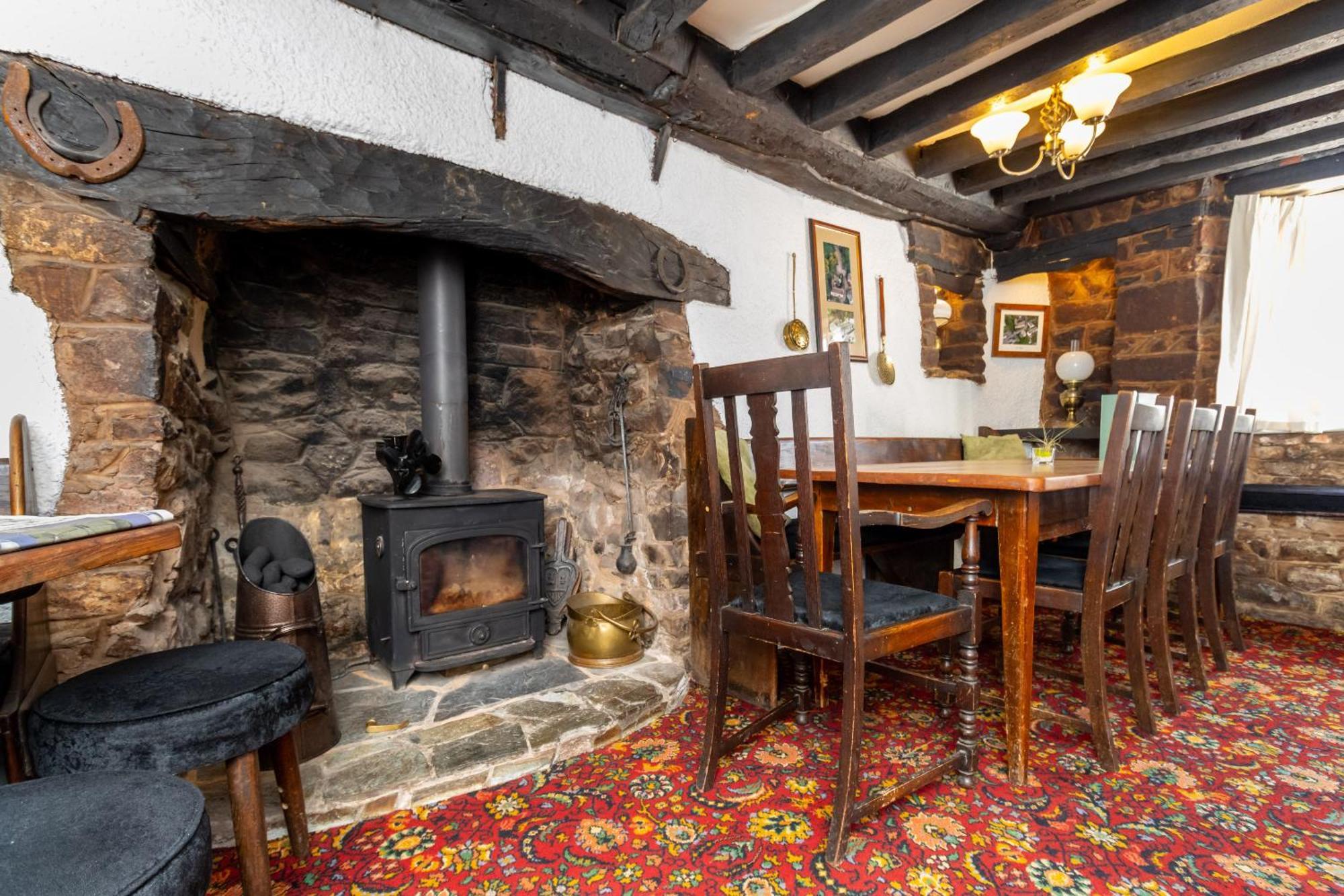 New Inn Crediton Extérieur photo