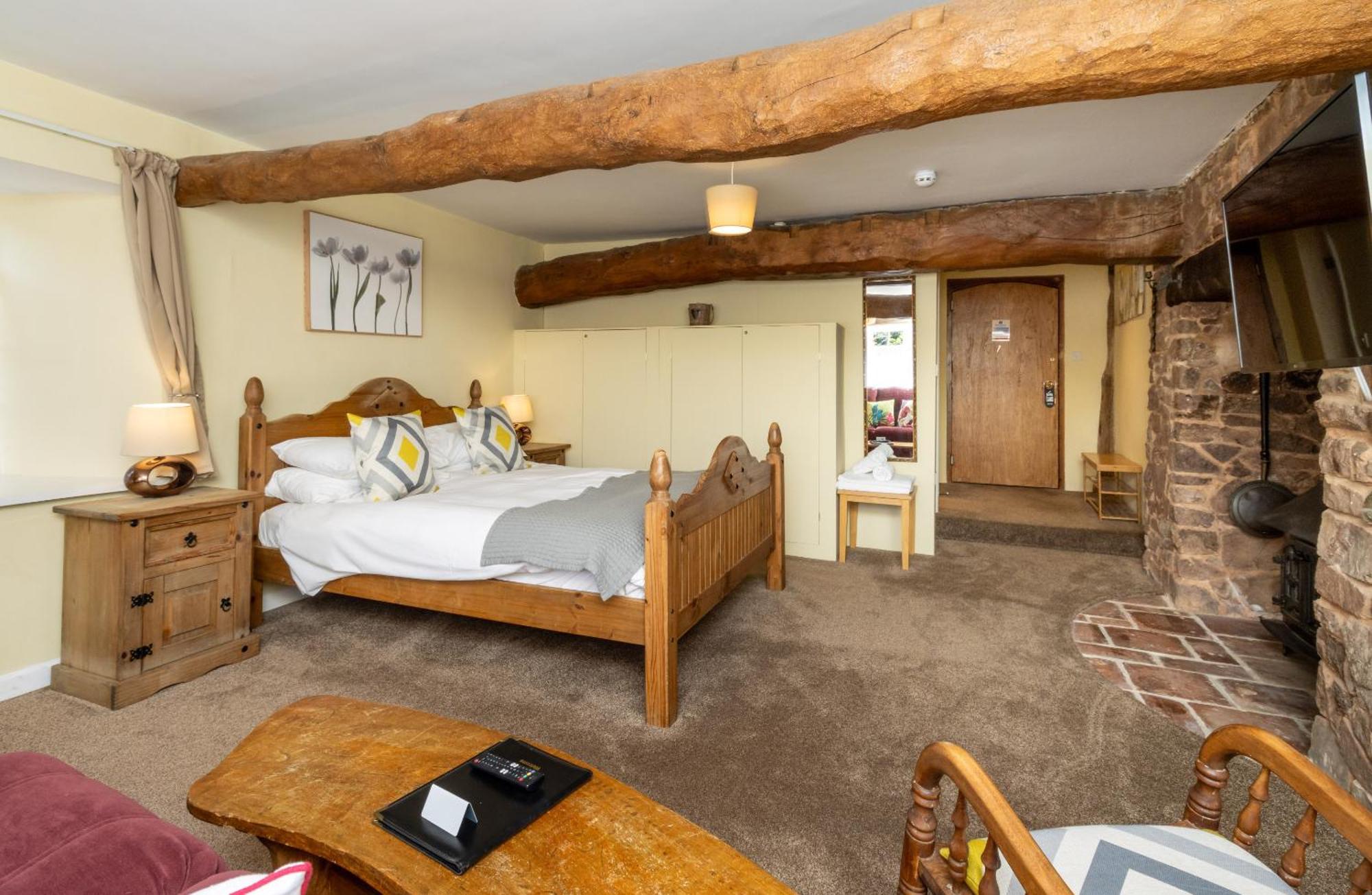 New Inn Crediton Extérieur photo